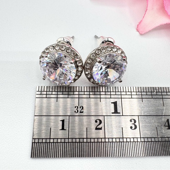 Cubic Zirconia Pave Halo Stud Earrings 10mm Sparkling - Picture 8 of 10